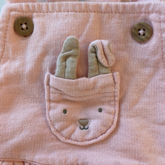 3-6m girl outfit bundle Tea, carters, outbaks leather shoes, 3 outfits mix&match - Picture 3 of 16